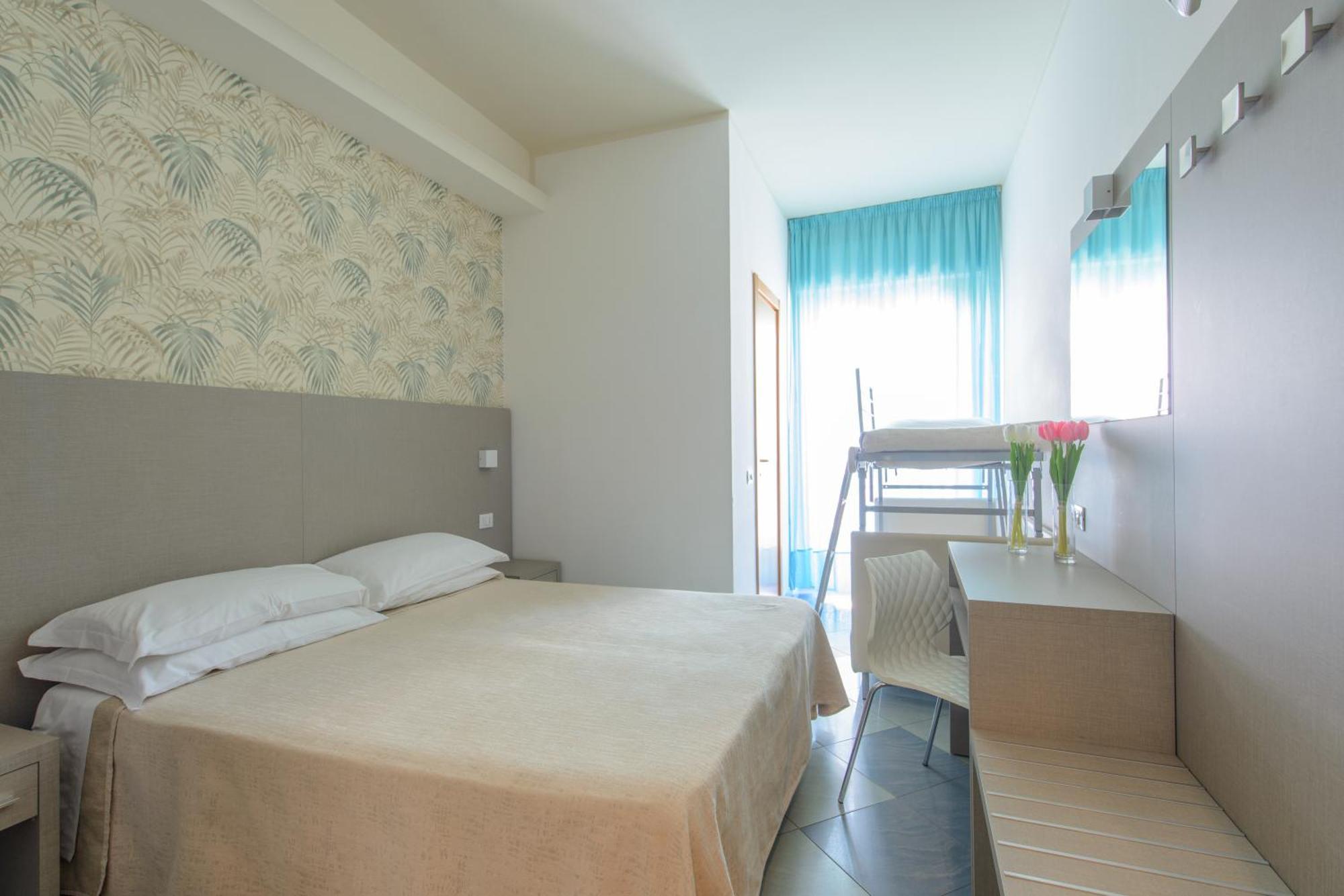 Hotel Christian Rimini Exterior photo
