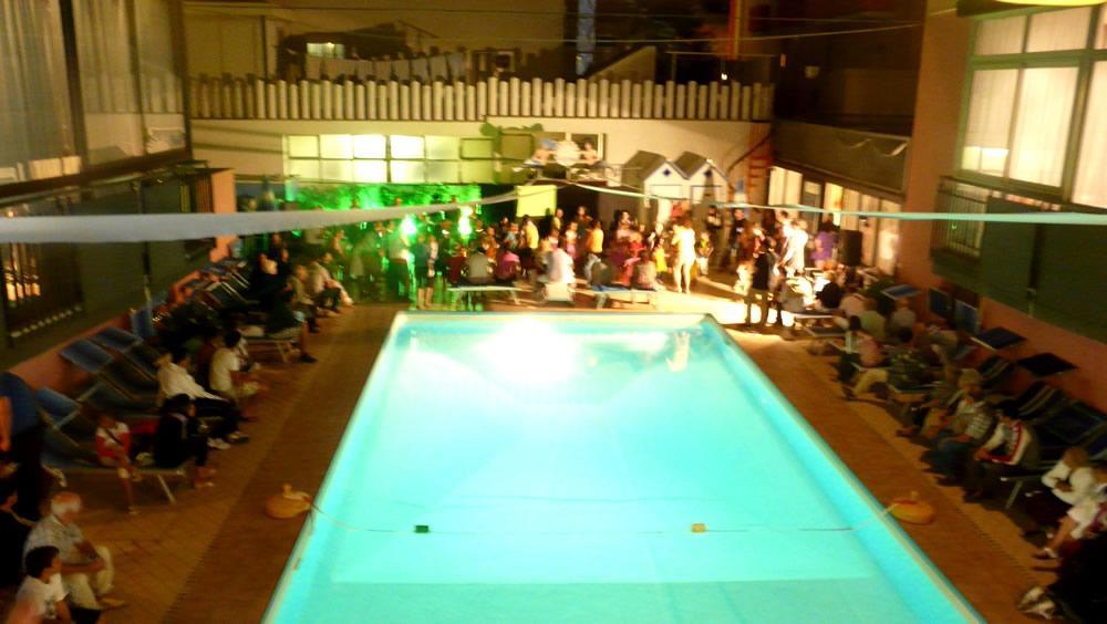 Hotel Christian Rimini Exterior photo